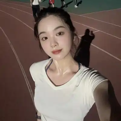 徐英